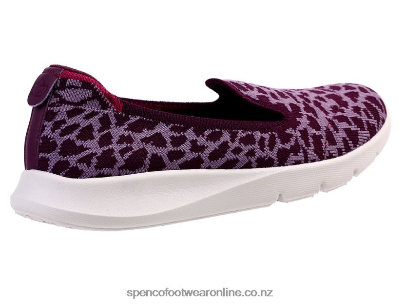 Women Spenco Footwear Epic Stretch Giraffe Seasonal 426V8T503 Grape Wine