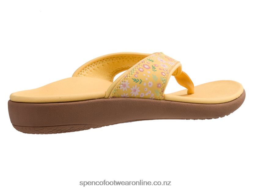 Women Spenco Footwear Yumi Dainty Floral 426V8T136 Cornsilk